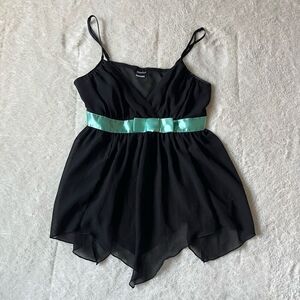 Vintage Y2K Fredricks of Hollywood Women’s Babydoll Bow Tank Lingerie Top